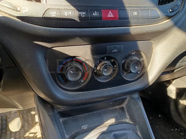 Fiat Doblo · Ano 2016