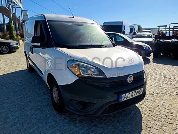 Fotografia 3 de 33: Fiat Doblo · Ano 2016