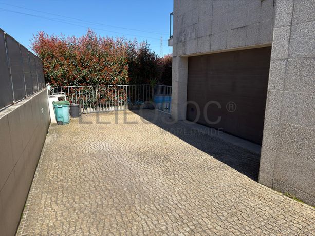 Moradia V3 · Fermentões, Guimarães