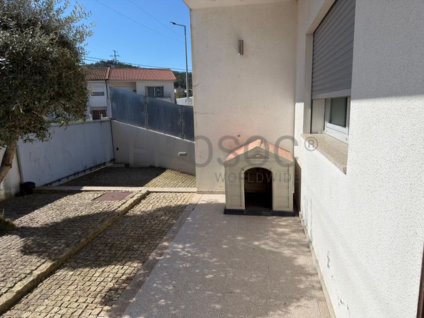 Moradia V3 · Fermentões, Guimarães