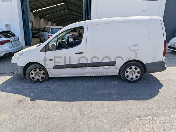 Fotografia 4 de 22: Peugeot Partner 1.6 HDi · Ano 2015