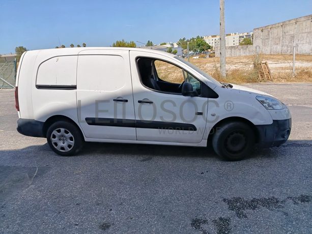 Fotografia 5 de 22: Peugeot Partner 1.6 HDi · Ano 2015
