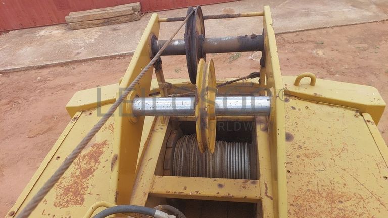 Grua Kato KR-250