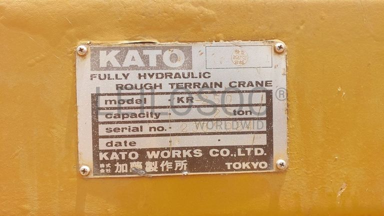 Grua Kato KR-250