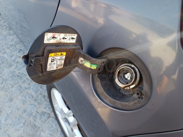 Ford Fiesta · Ano 2013