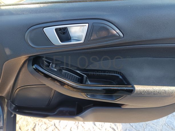Ford Fiesta · Ano 2013