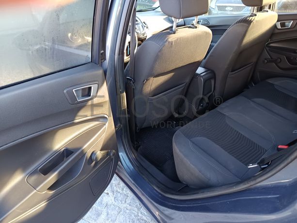 Ford Fiesta · Ano 2013