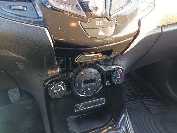 Ford Fiesta · Ano 2013