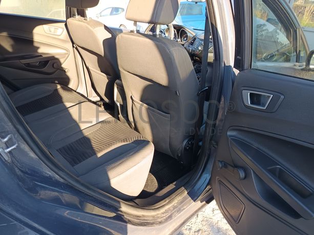 Ford Fiesta · Ano 2013
