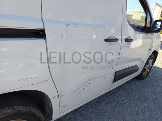 Opel Combo · Ano 2022