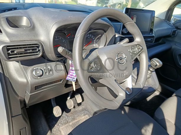 Opel Combo · Ano 2022