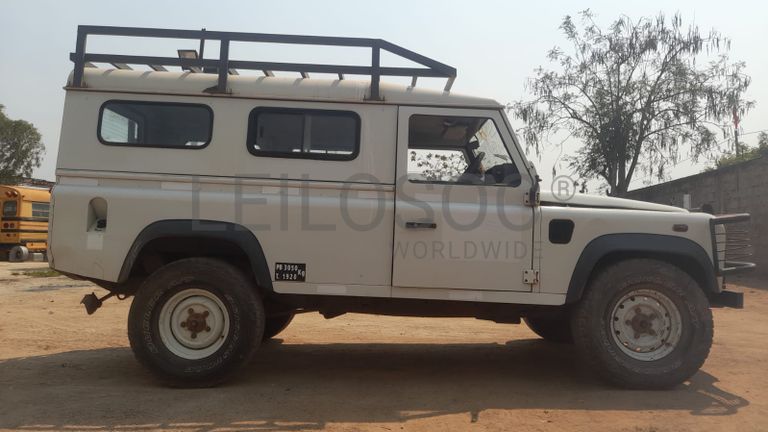 Land Rover Defender 3,18m - 2006