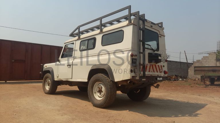Land Rover Defender 3,18m - 2006