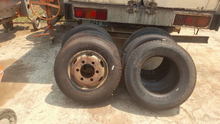 Hino Ranger_4,80m - 2001