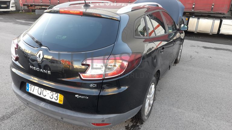 Fotografia 7 de 22: Renault Megane Sport Tourer 1.5 Dci · Ano 2015