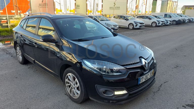 Fotografia 1 de 22: Renault Megane Sport Tourer 1.5 Dci · Ano 2015