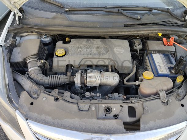 Fotografia 9 de 16: Opel Corsa Van 1.3 CDTi · Ano 2014