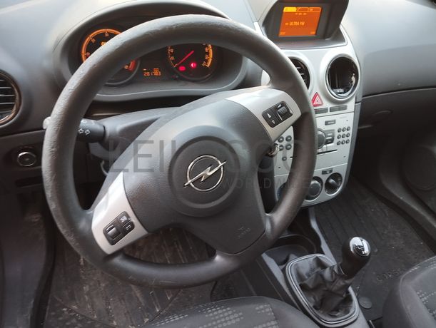 Opel Corsa Van 1.3 CDTi · Ano 2014