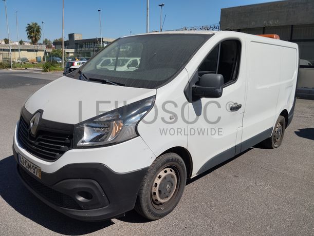 Fotografia 3 de 17: Renault Trafic FM L1H1 1.6 DCI · Ano 2015