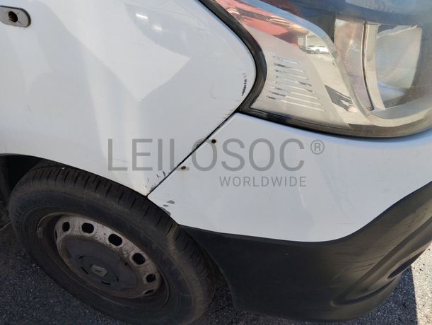 Renault Trafic FM L1H1 1.6 DCI · Ano 2015