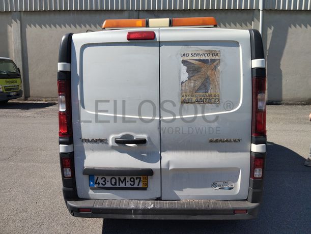 Fotografia 7 de 17: Renault Trafic FM L1H1 1.6 DCI · Ano 2015