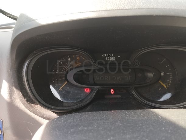 Renault Trafic FM L1H1 1.6 DCI · Ano 2015