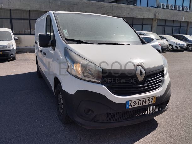 Fotografia 1 de 17: Renault Trafic FM L1H1 1.6 DCI · Ano 2015