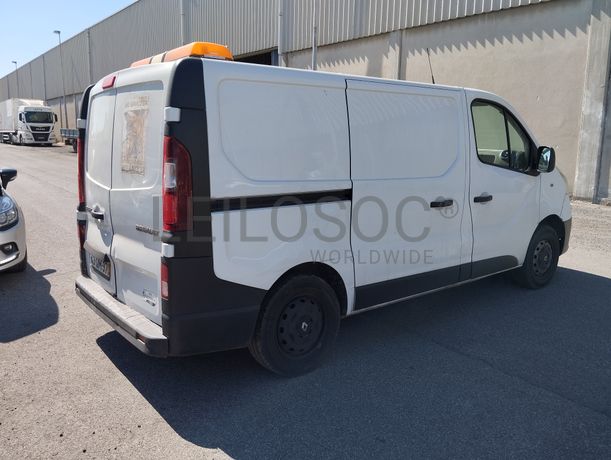 Fotografia 6 de 17: Renault Trafic FM L1H1 1.6 DCI · Ano 2015