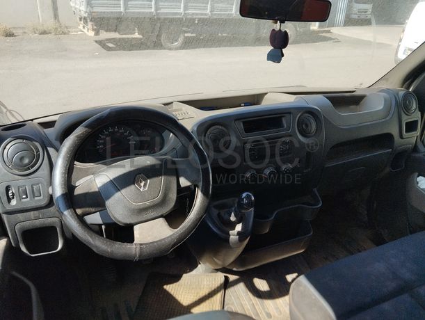 Fotografia 6 de 11: Renault Master L3 2.3 DCi · Ano 2015