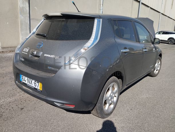 Fotografia 6 de 19: Nissan Leaf · Ano 2013