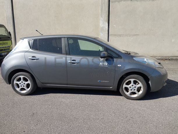 Fotografia 4 de 19: Nissan Leaf · Ano 2013