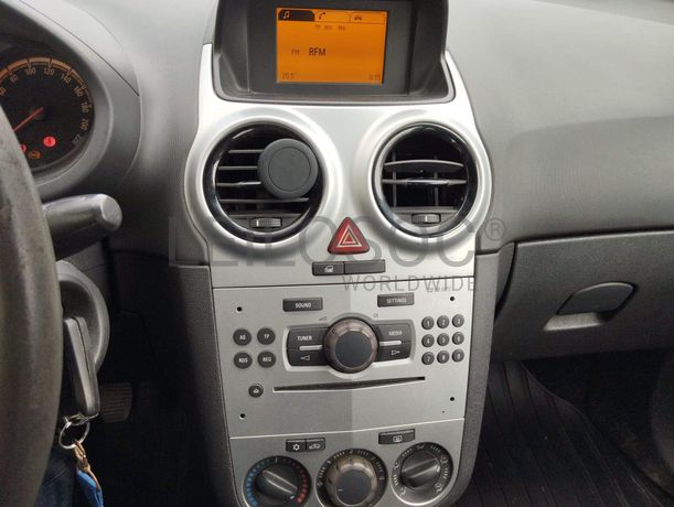 Fotografia 11 de 14: Opel Corsa Van 1.3 CDTi · Ano 2014