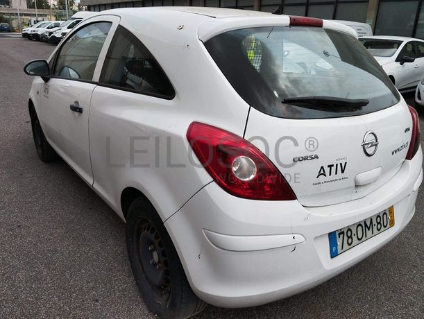Fotografia 7 de 14: Opel Corsa Van 1.3 CDTi · Ano 2014