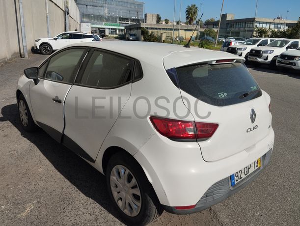 Fotografia 7 de 14: Renault Clio Societé Van 1.5 DCI · Ano 2015