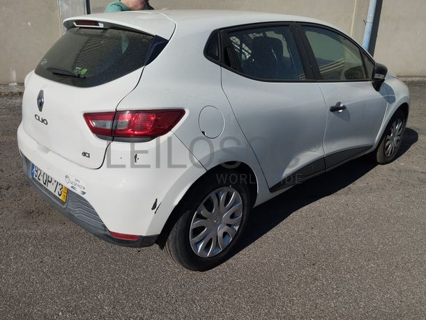 Fotografia 5 de 14: Renault Clio Societé Van 1.5 DCI · Ano 2015