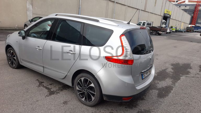 Fotografia 6 de 26: Renault Grand Scenic Boss Edition 1.5 DCI · Ano 2016