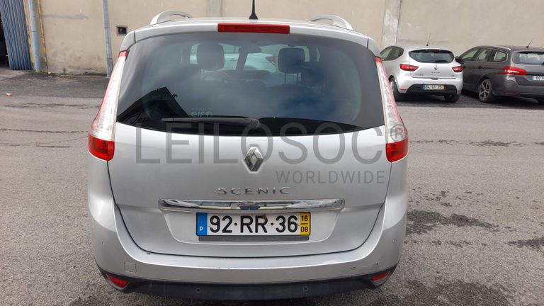 Fotografia 7 de 26: Renault Grand Scenic Boss Edition 1.5 DCI · Ano 2016