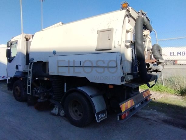 Fotografia 5 de 14: Camião Volvo FL 15 Varredoura · Ano 2009