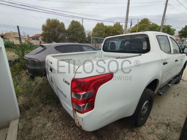 Fotografia 5 de 12: Mitsubishi L200 2.4 DI-D 4WD · Ano 2017