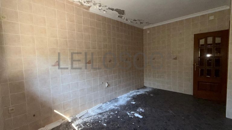 Direito à Raiz do Depósito de Água + Terreno com Benfeitoria + Terreno Rústico · Santa Marinha do Zêzere, Baião
