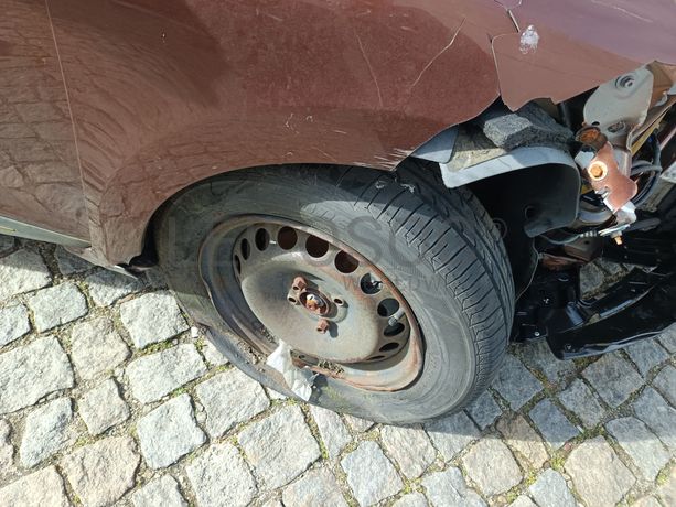 Renault Clio · Ano 2013