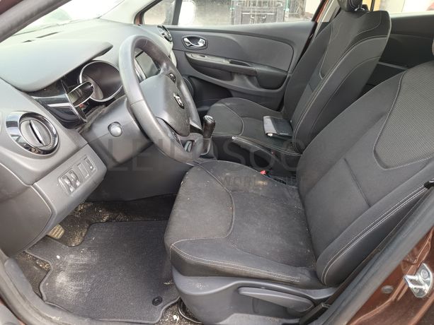 Renault Clio · Ano 2013