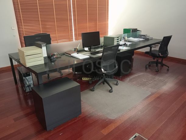Fotografia de equipamento: Equipamento de Escritório 