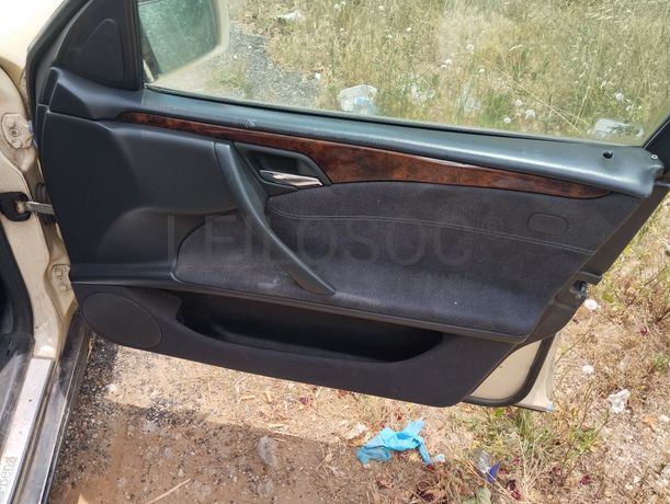 Mercedes-Benz E200 D 2.0 · Ano 1997