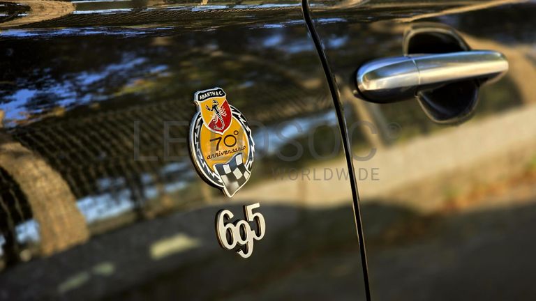 Abarth 695 70 Anniversário · Ano 2020