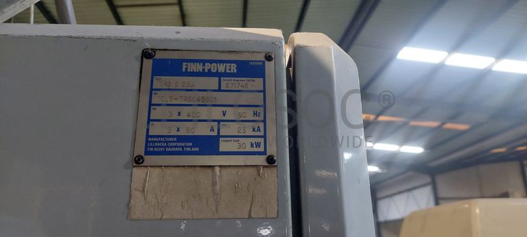 Poncionadora Finn Power SG6 com Guilhotina · Ano 2001