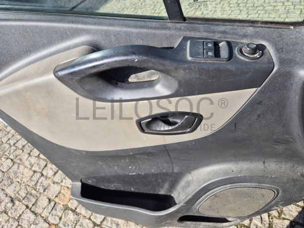 Renault Trafic · Ano 2015