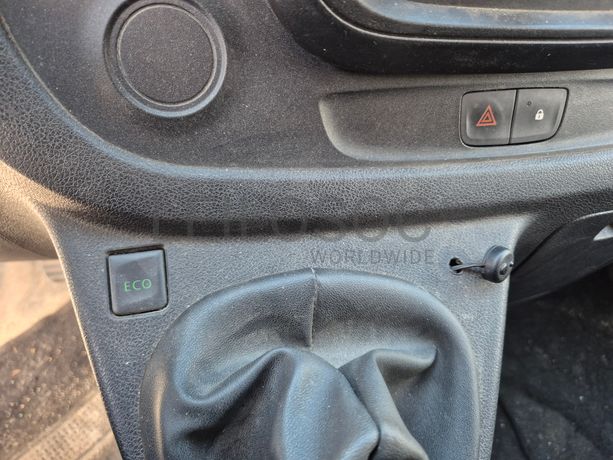 Renault Trafic · Ano 2015