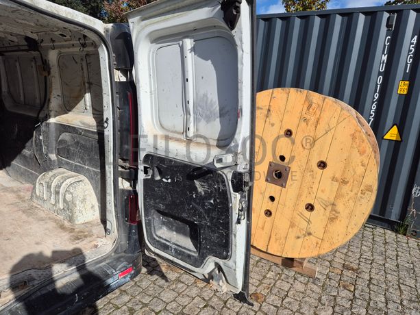 Renault Trafic · Ano 2015