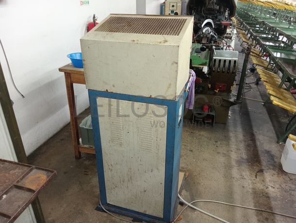 Máquina de testeiras, centrar bicos · Humidificador